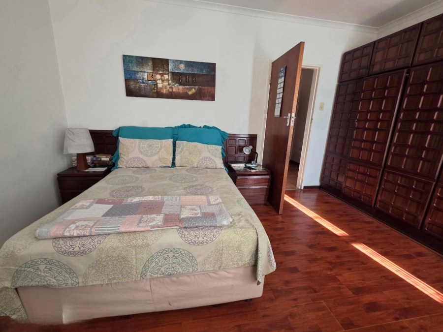 4 Bedroom Property for Sale in Firgrove Western Cape